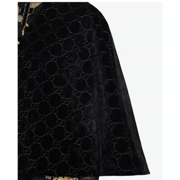 Gucci cape - Picture 5 of 5